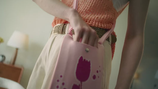 Magnetic Pro Camera Grip 2 – Remote Included